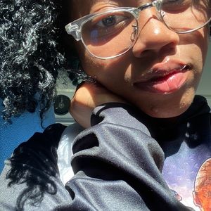 Meet your Posher, Michaela